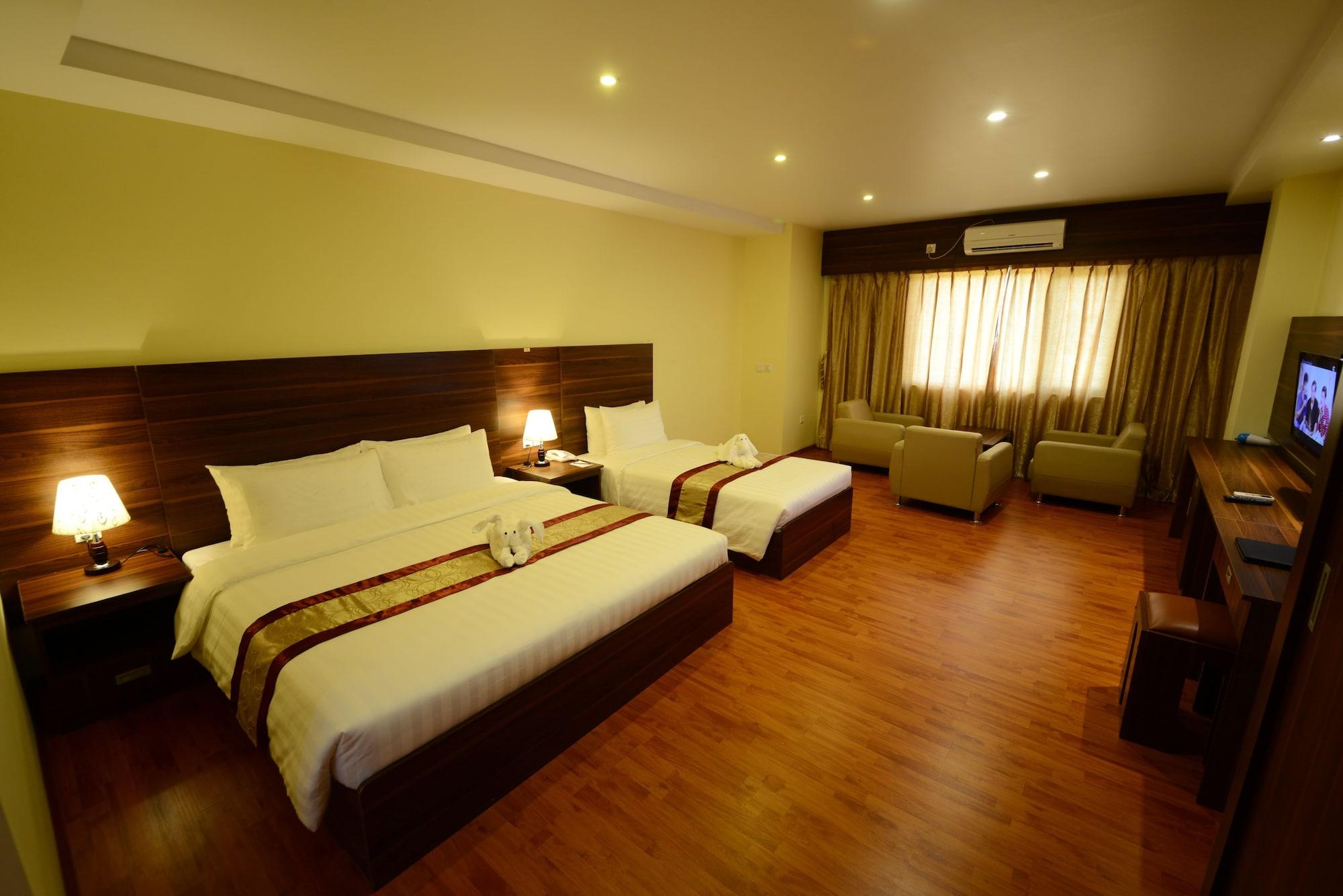 Silver Green Hotel Yangon Exterior photo