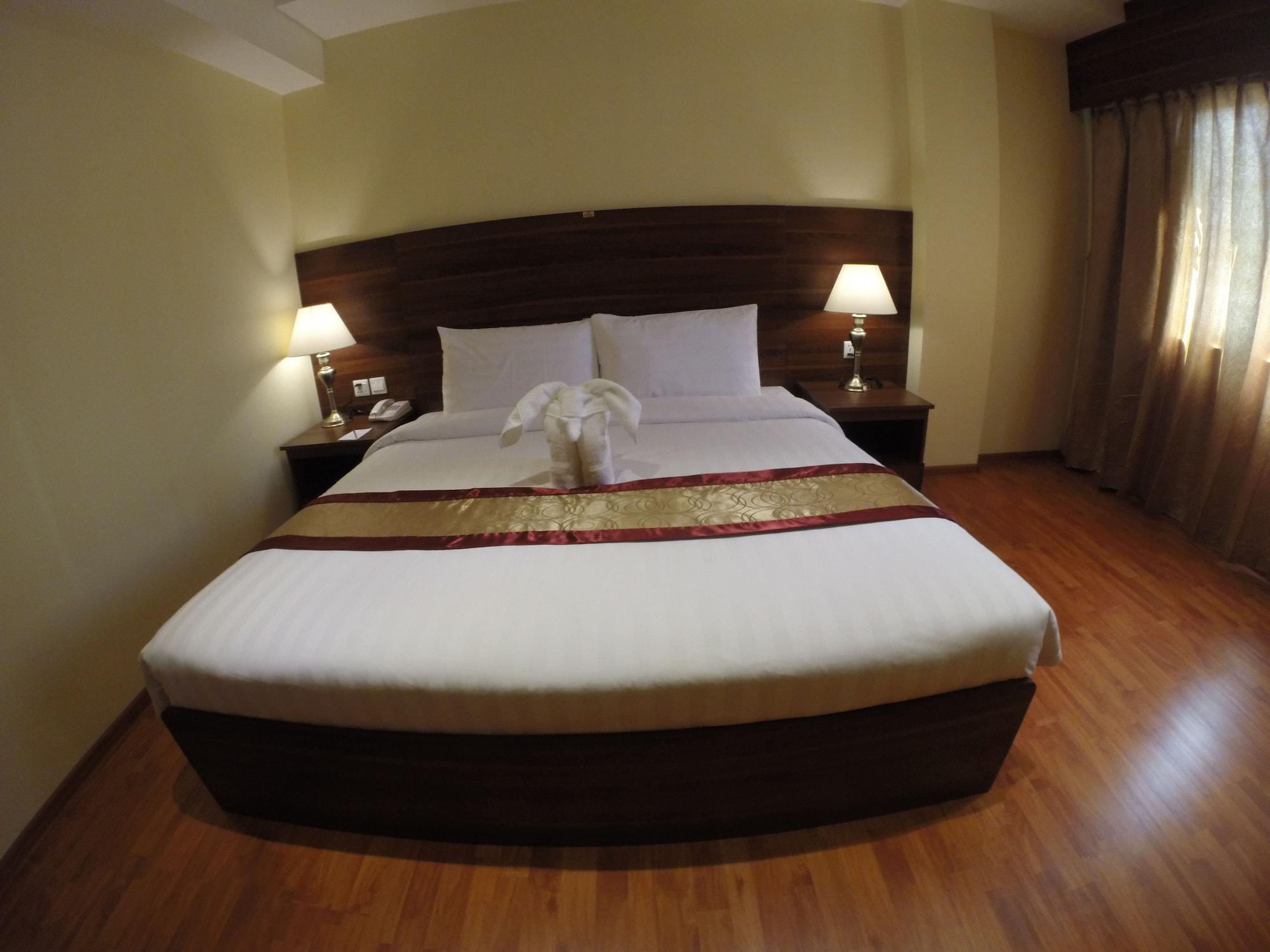 Silver Green Hotel Yangon Exterior photo