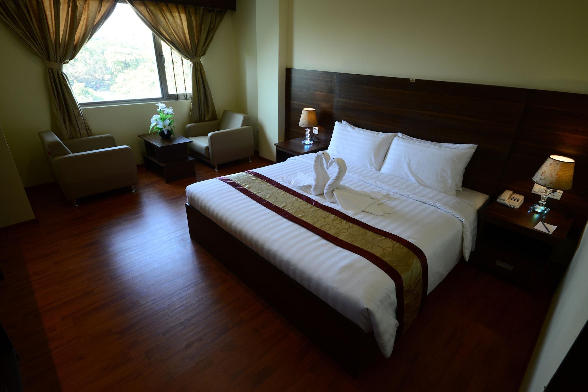 Silver Green Hotel Yangon Exterior photo