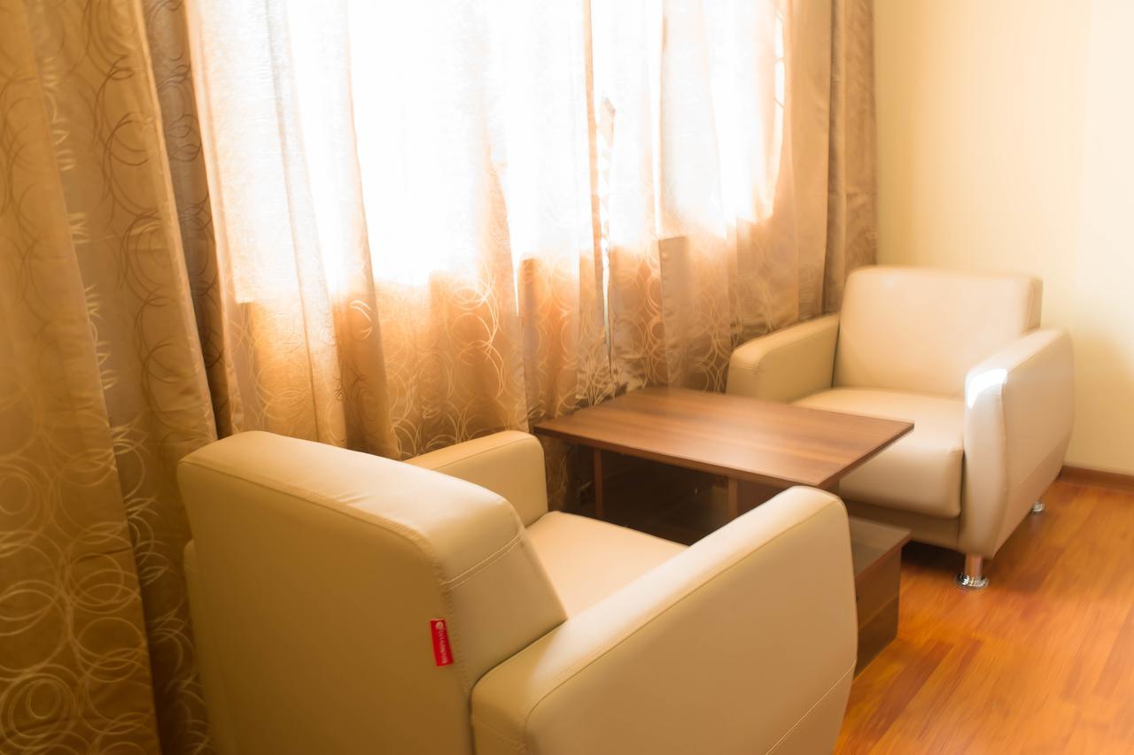 Silver Green Hotel Yangon Exterior photo