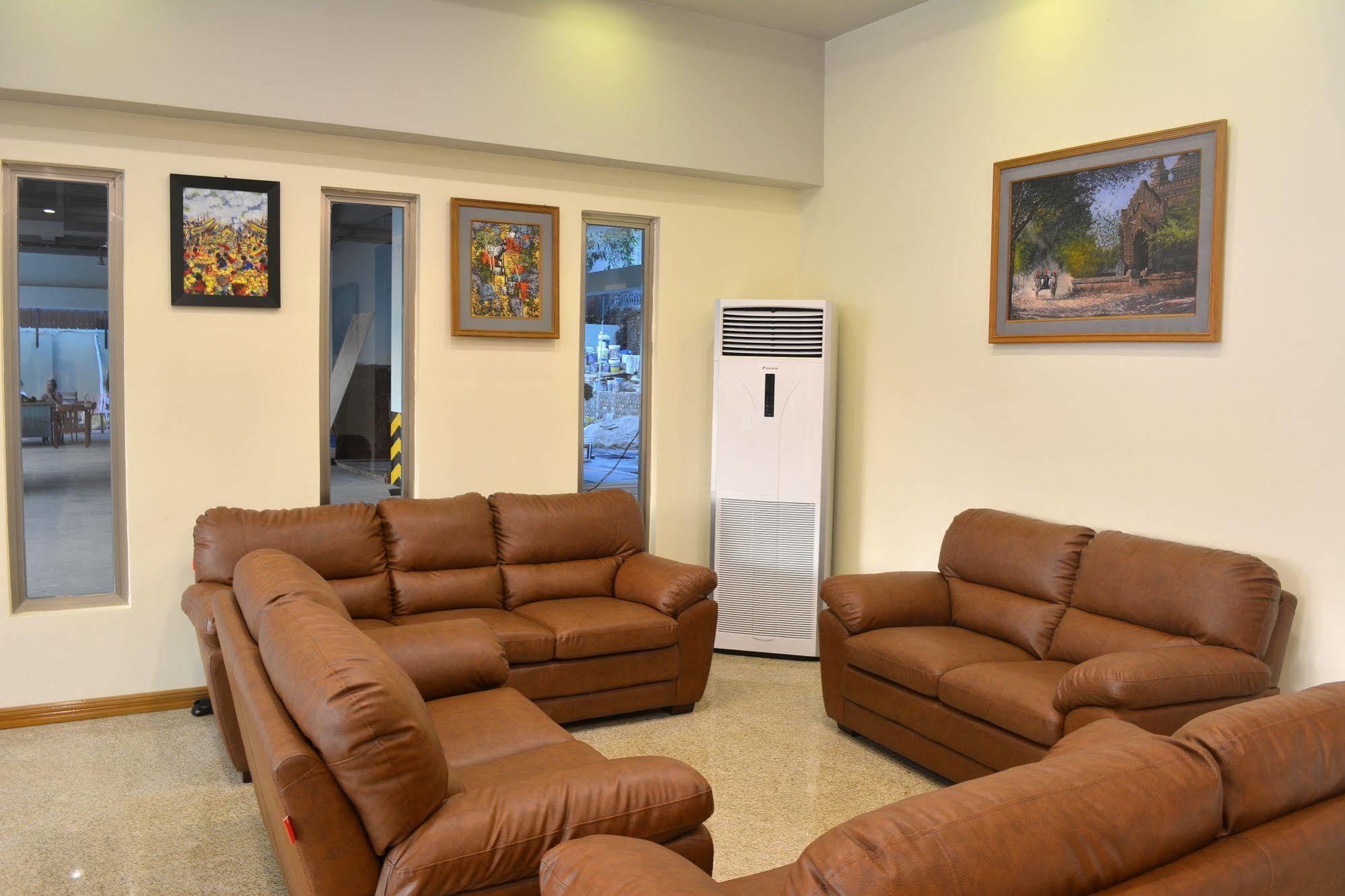 Silver Green Hotel Yangon Exterior photo
