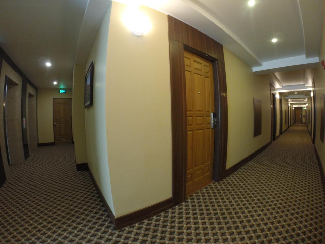 Silver Green Hotel Yangon Exterior photo